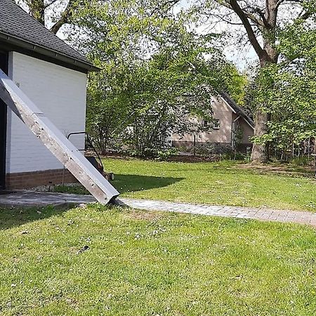 Vrijstaande Recreatievilla Met Ruime Omheinde Tuin Posterholt 外观 照片