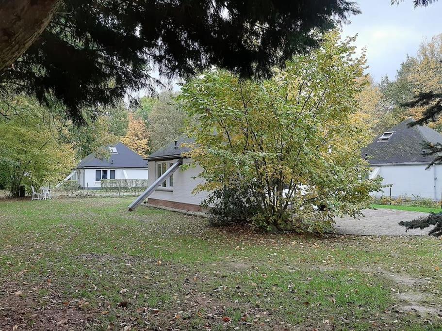 Vrijstaande Recreatievilla Met Ruime Omheinde Tuin Posterholt 外观 照片