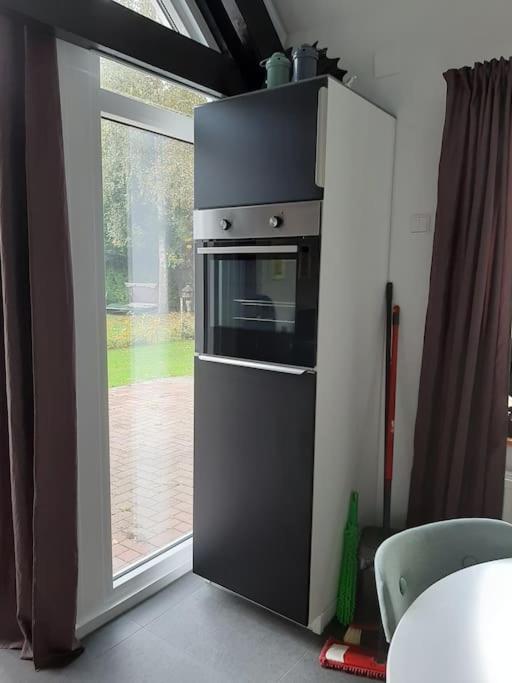 Vrijstaande Recreatievilla Met Ruime Omheinde Tuin Posterholt 外观 照片